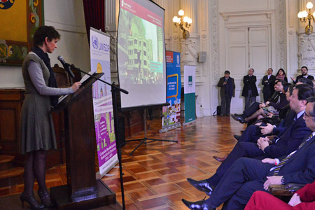 ACHS participa en seminario de prevención de incendios en edificios públicos y privados