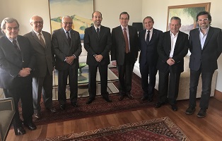 ACHS se reúne con directiva de asimet 