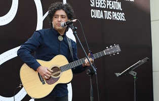 Con letras de violeta parra y música de manuel garcía la ACHS entrega mensaje preventivo para fiestras patrias