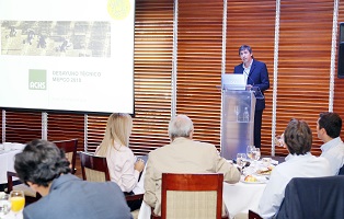 ACHS participa en desayuno con empresas del sector construcción