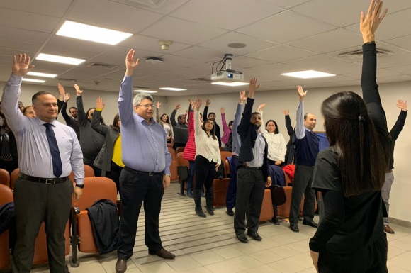 ACHS lanza programa de capacitación para supervisores de konecta