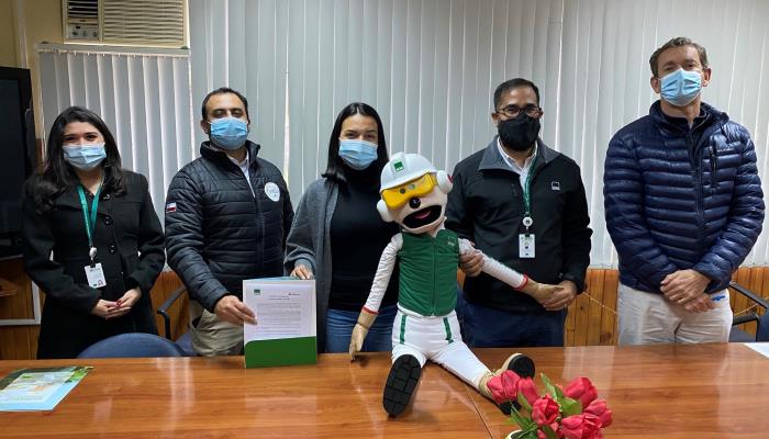 La ACHS y Pequeño Cottolengo firman acuerdo de colaboración para trabajar en conjunto en el cuidado de los trabajadores