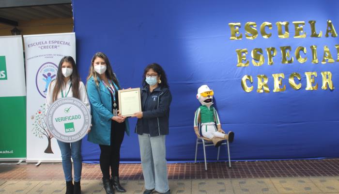 Escuela Crecer recibe Sello COVID-19 ACHS por su compromiso con la seguridad de la comunidad escolar