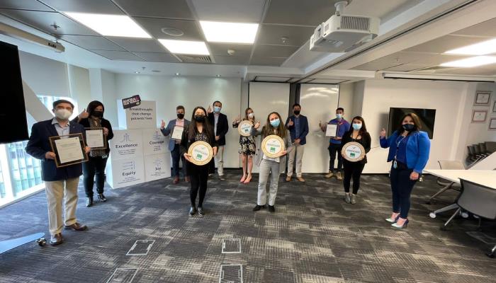 La ACHS entrega Sello COVID-19 y firma Acuerdo de Trabajo con Pfizer