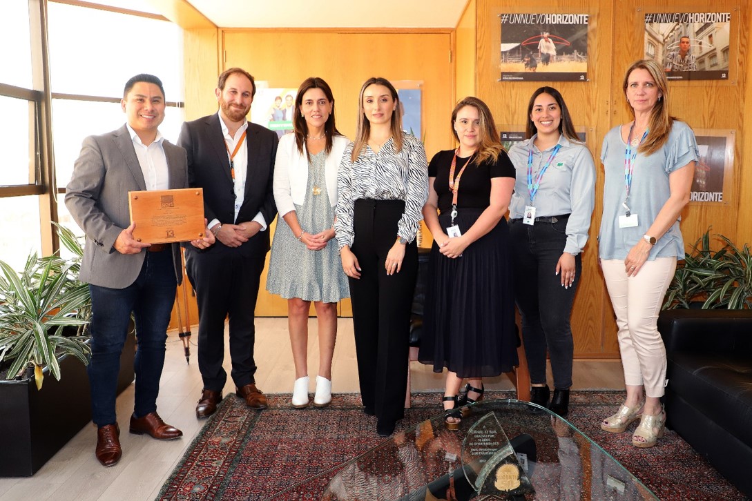 La ACHS reconoce a Canal 13 por su compromiso con la gestión preventiva desde el inicio de la pandemia hasta hoy