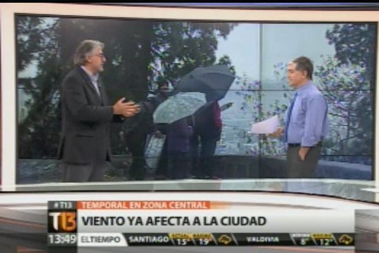 Arturo cares, gerente de prevención de la ACHS, entrega recomendaciones para que los trabajadores se preparen para la llegada de las lluvias
