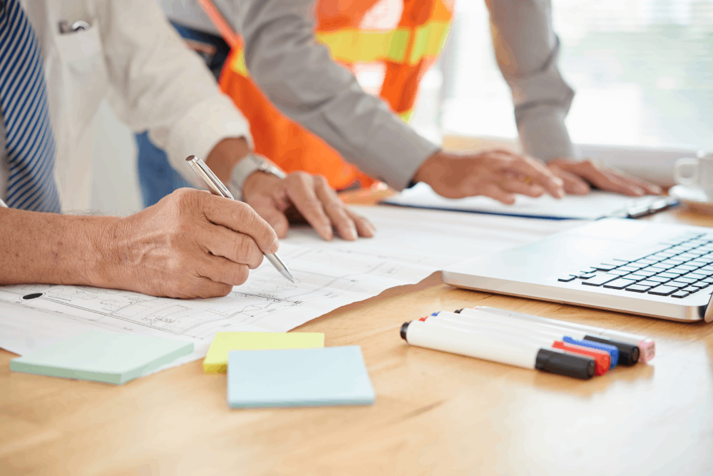 Servicio de brigadas de emergencia: Capacita a tus trabajadores en la gestión de riesgos de desastres 