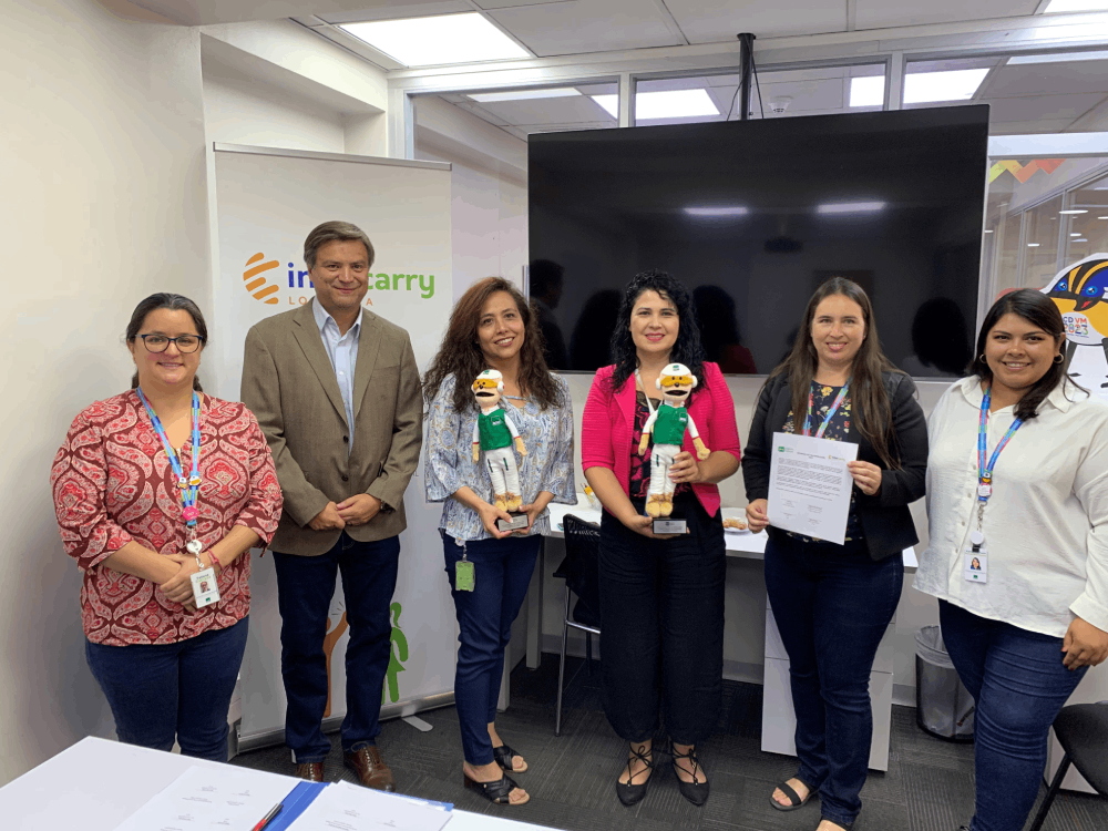 Achs Seguro Laboral e Intercarry Logística firman acuerdo colaborativo de trabajo 2024