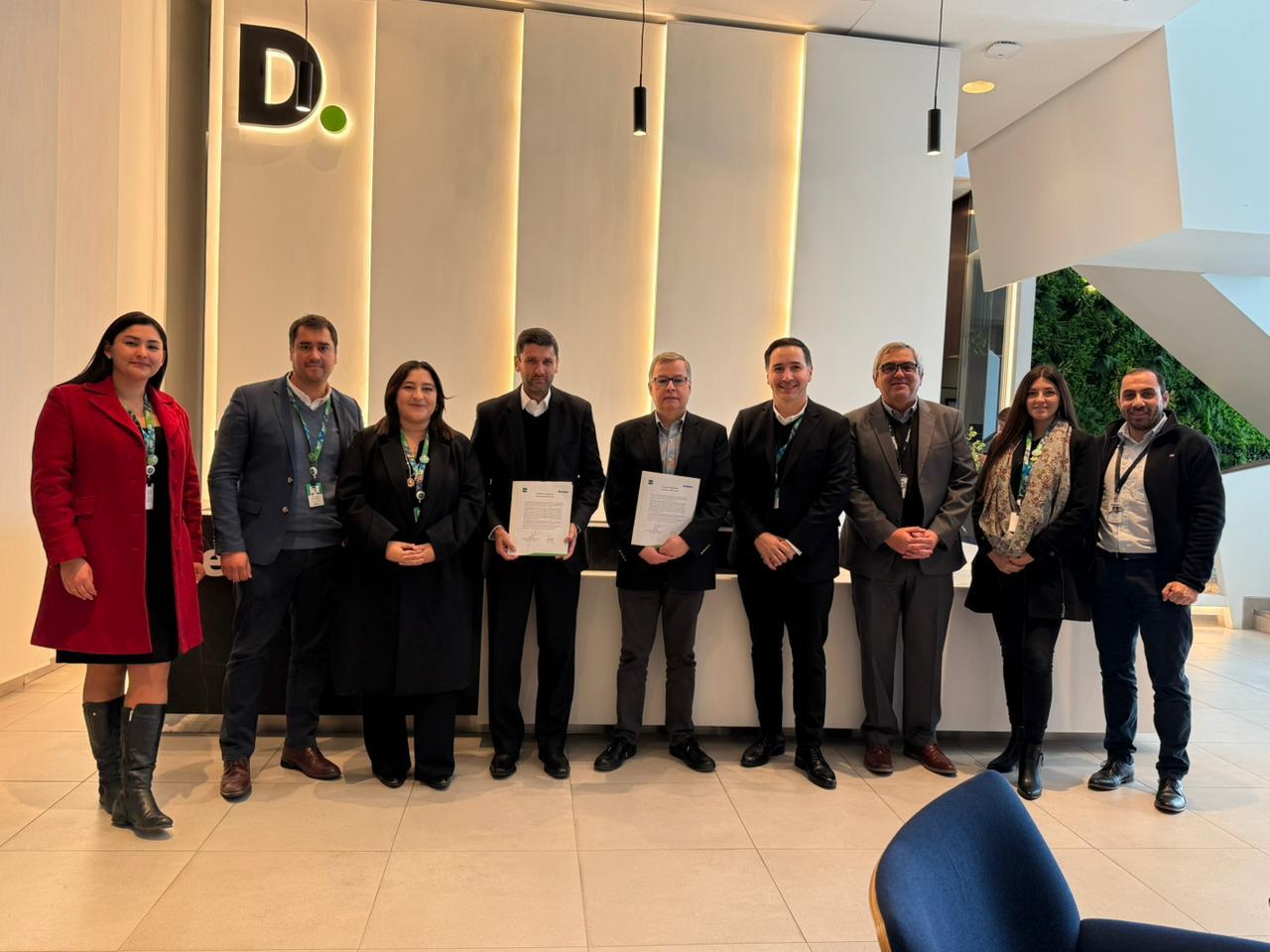 Achs Seguro Laboral y Grupo Deloitte renuevan alianza estratégica