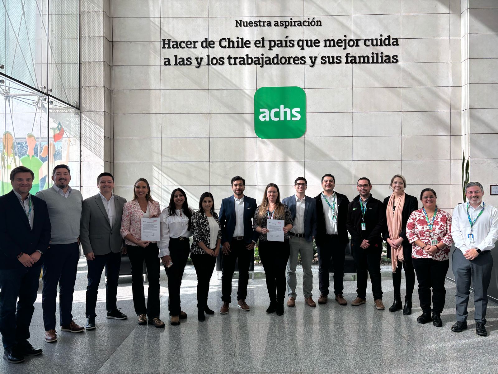 Firma de colaboración en el año 2025 entre Achs Seguro Laboral y Maicao